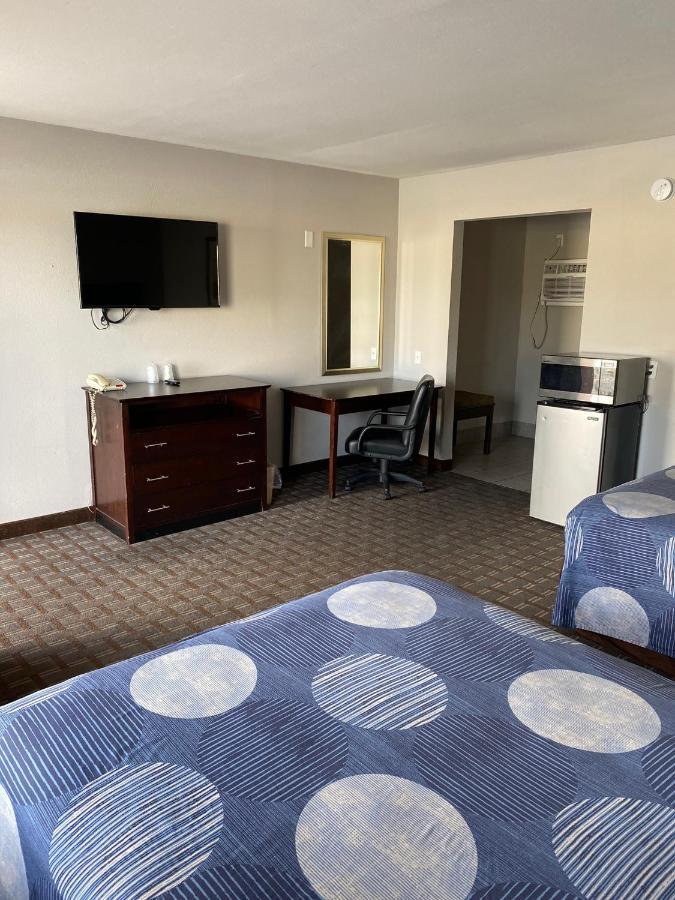 New Budget Inn Eaton Bagian luar foto